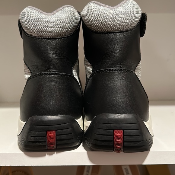 Prada Americas Cup Sneakers. Men’s size 10. - Picture 4 of 6